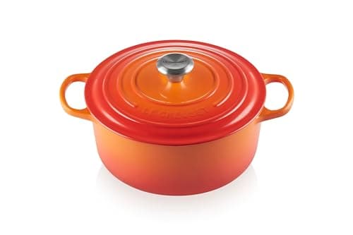 Le Creuset Signature Round Dutch Oven (5.5 qt)