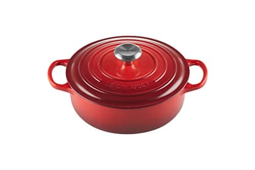Le Creuset Round Wide Dutch Oven (3.5 qt)